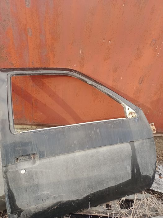 Двери Ниссан Террано