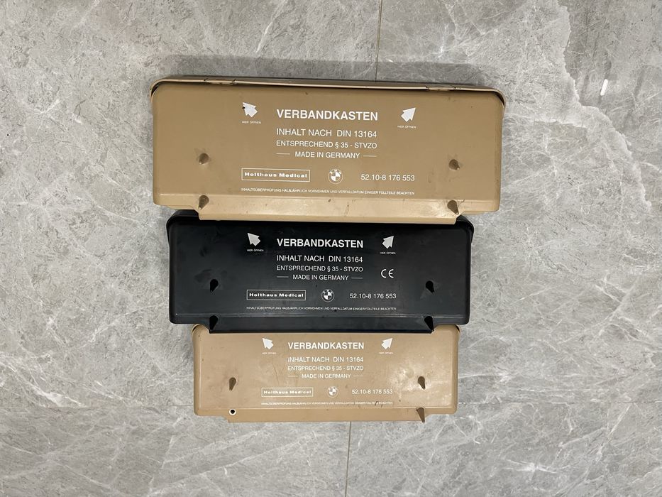 Аптечки BMW E39, в хорошем состоянии