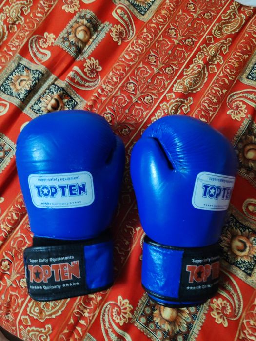 Продам б/у перчатки