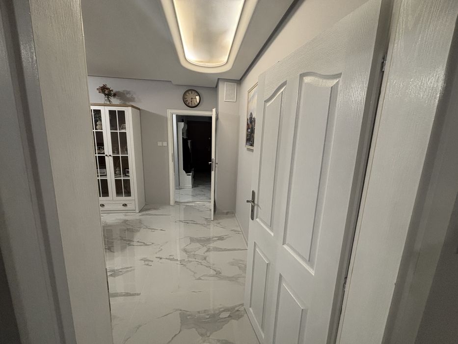 Обзаведен четристаен апартамент.Овча супел 1 м.Мизия.