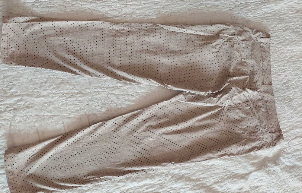 Дамски панталон на точки