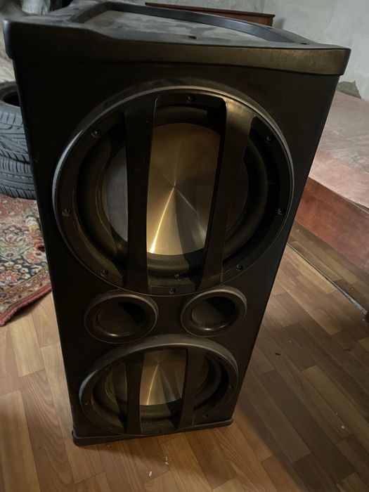 Продам саббуфер + Усилитель