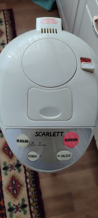 Продам термопот Scarlett