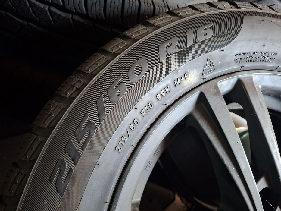 16" SEAT Ateca, Leon VW Golf, Touran, Caddy SKODA Karoq, Octavia, Yeti Джанти 5х112 със зимни гуми