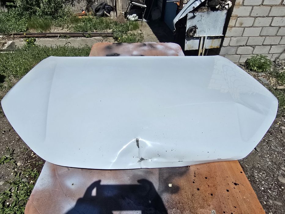 Продам капот от гранты
