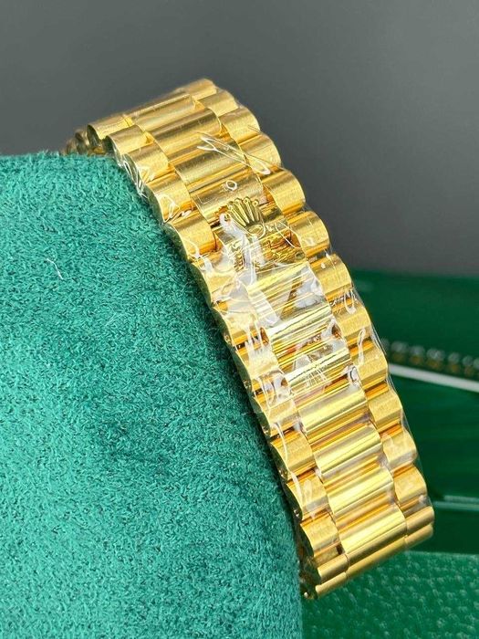 Rolex Day-Date 40mm жълто злато