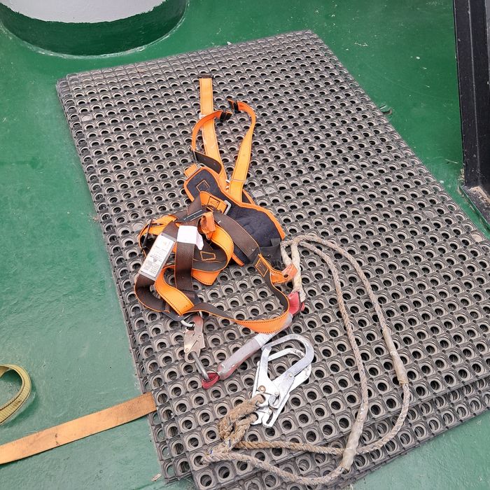 Страховой пояс для высоты