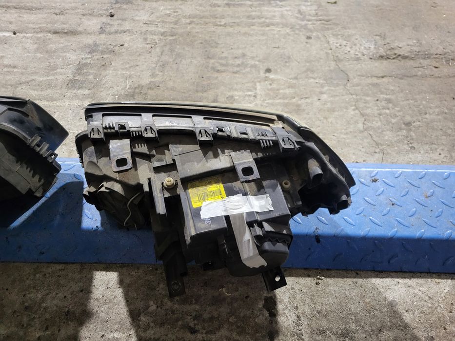 Фарове за Bmw X3 E83