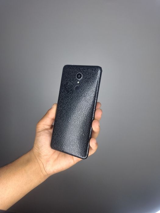 Redmi 5 32gb Imei:afitsalniy aybi:yuq