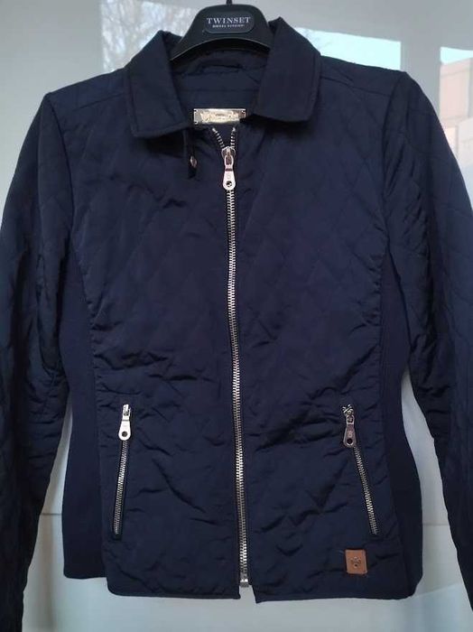 Дамско яке Massimo Dutti. Рамер S