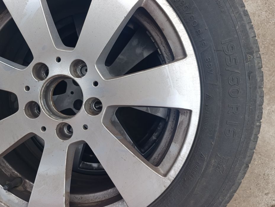 Jante R16 cu cauciucuri pentru Mercedes C