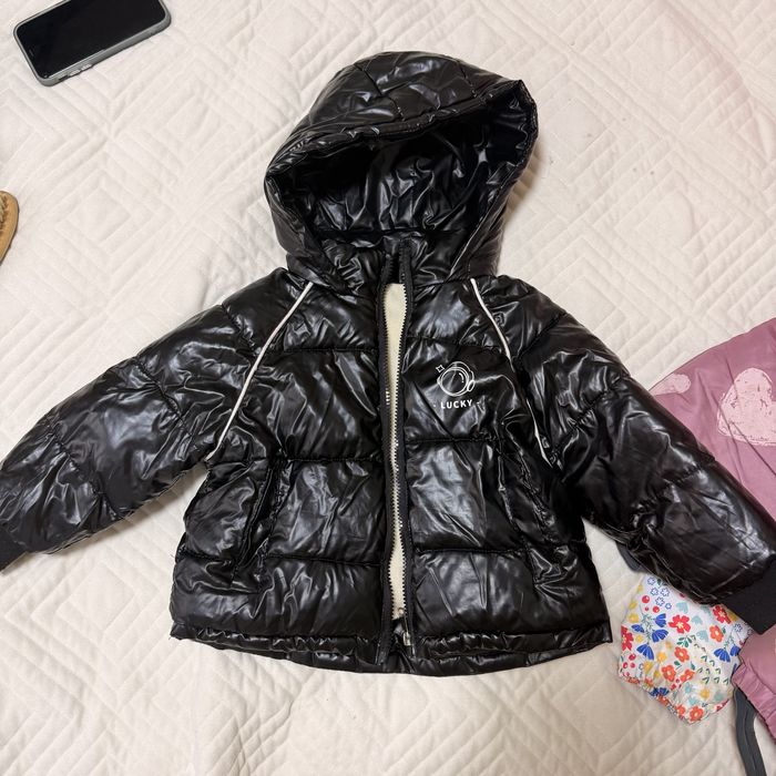 Продам детские куртки