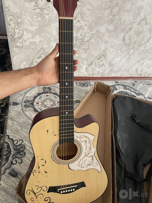 akurtichski gitara