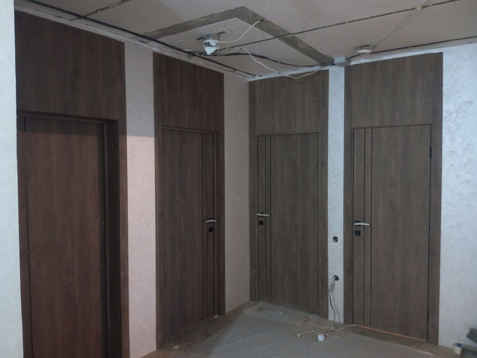 Установка межкомнатных дверей