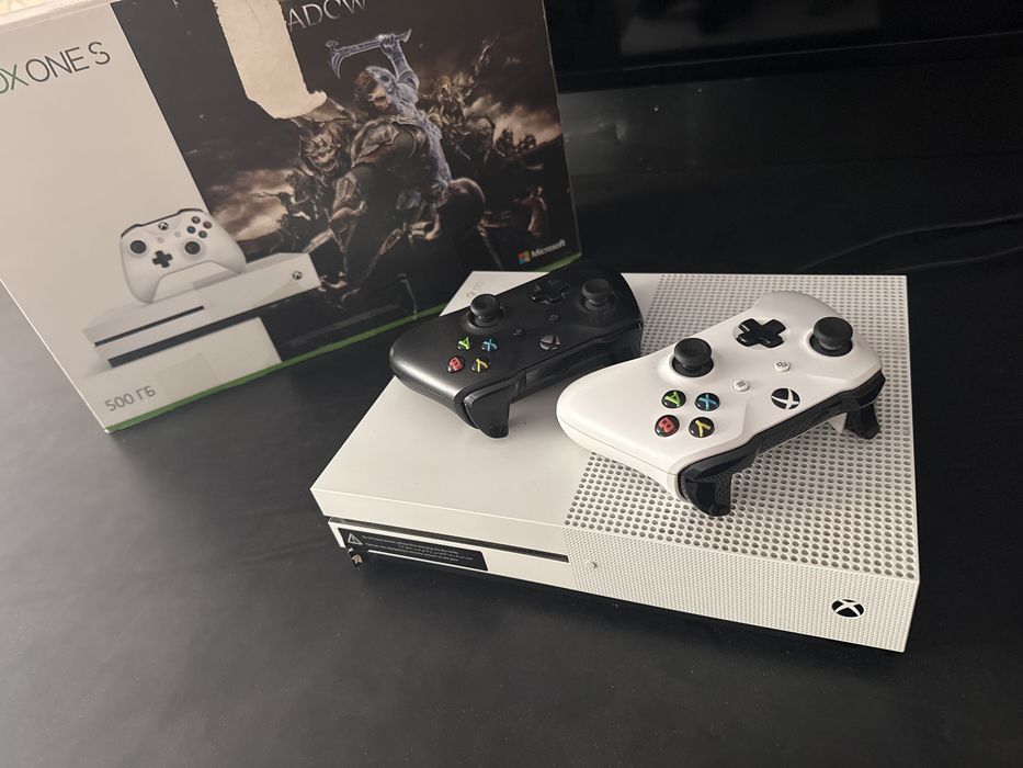 Продаю Xbox one s