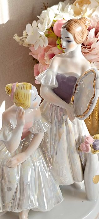 Редкость Статуэтка фарфоровая Балерины перед зеркалом Киев