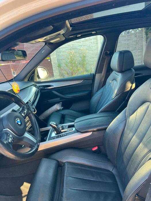 se vinde bmw x5 2018