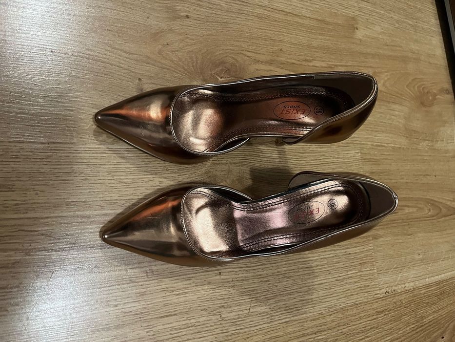 Pantofi stileto aramii noi