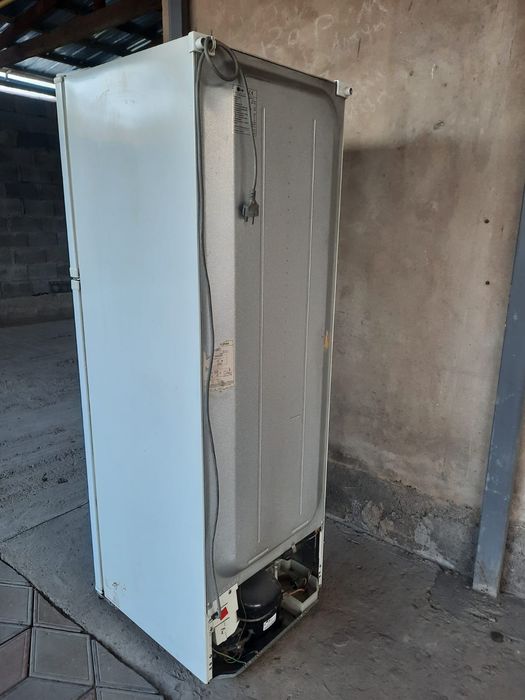 Холодильник в хорошем состоянии