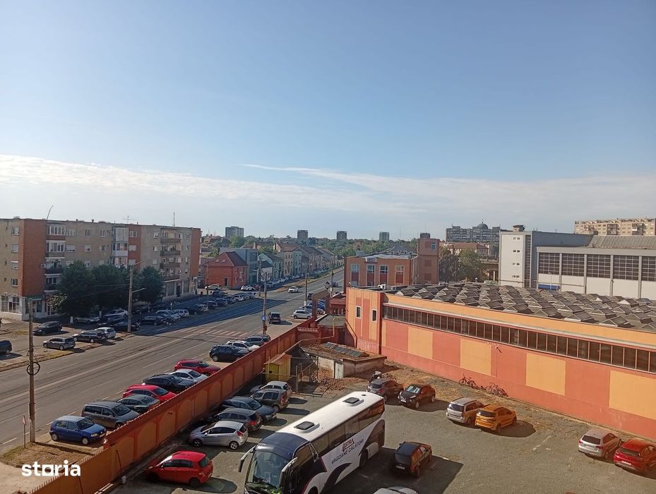 Apartament 3 camere in Gradiste