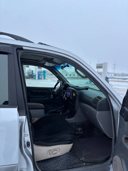 Продам Toyota Land Cruiser