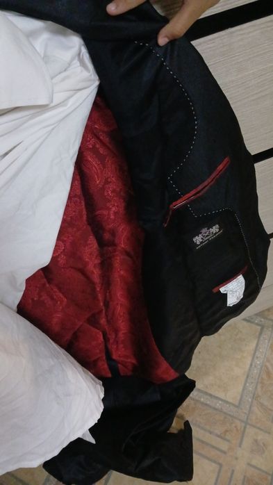 Костюмы на выпусных