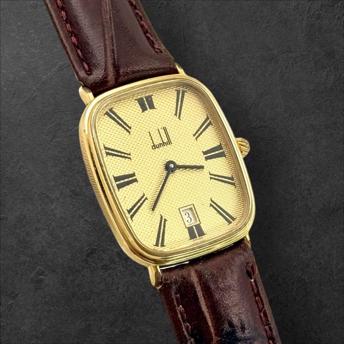 Винтидж Класика от 80-те: Мъжки Кварцов Часовник Dunhill Swiss Made