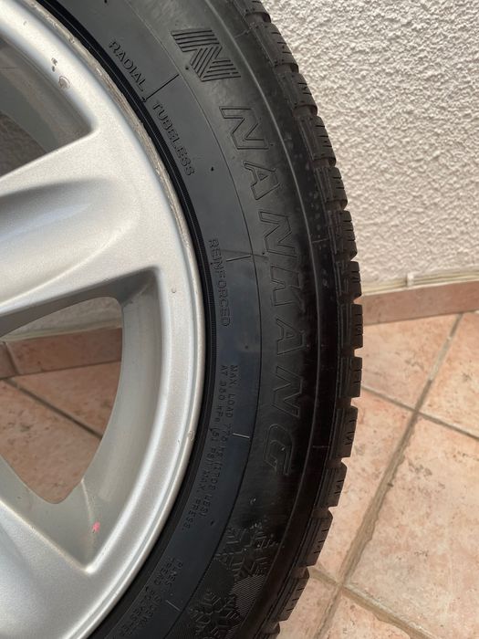 Комплект Зимни Гуми BMW-1er-E87, 225/55 R16 99V M-Алум.Ориг-BMW джанти