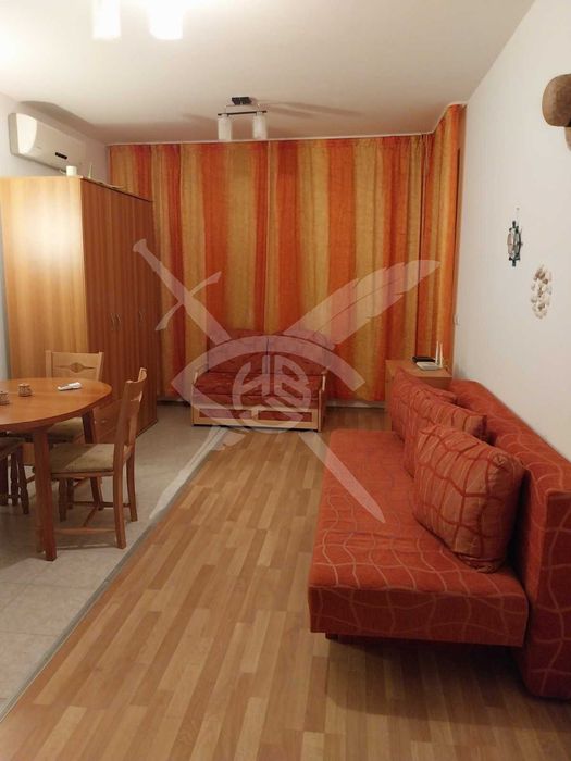 Двустаен апартамент в Несебър 94875