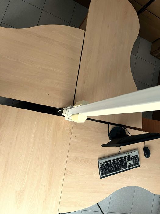 Офис обзавеждане за 4 работни места + шкафове + маса  със столове