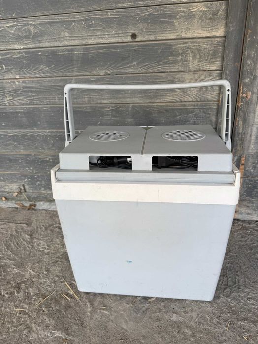 Хладилна чанта MOBICOOL 12V и 220V 26L