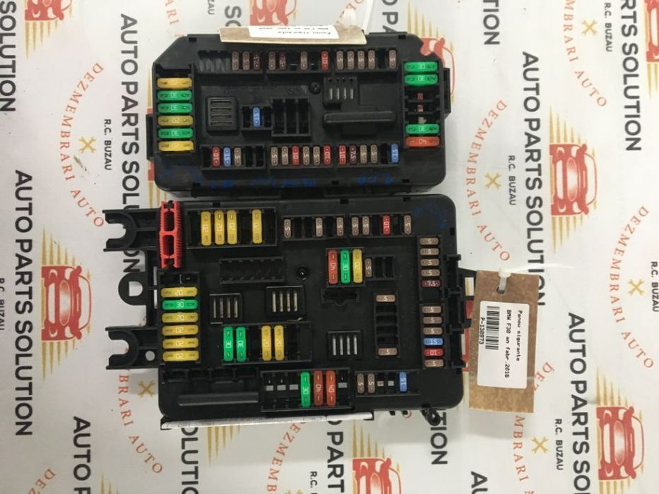 Panou sigurante BMW F30 an fabricatie 2016