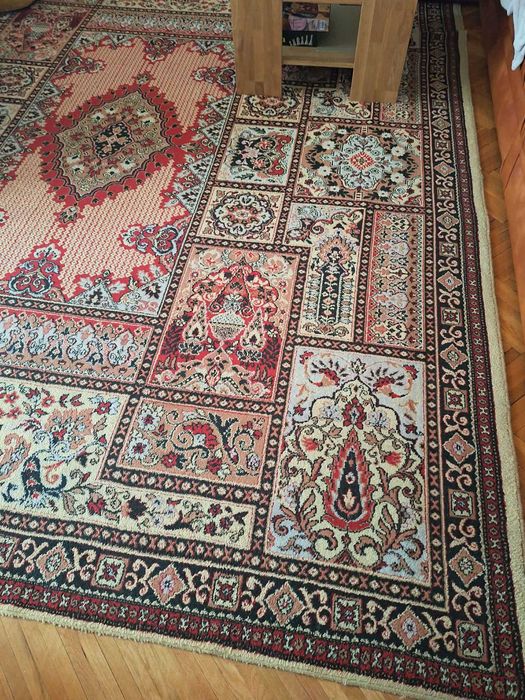 Covor stil oriental cu lână în compoziție 300x345