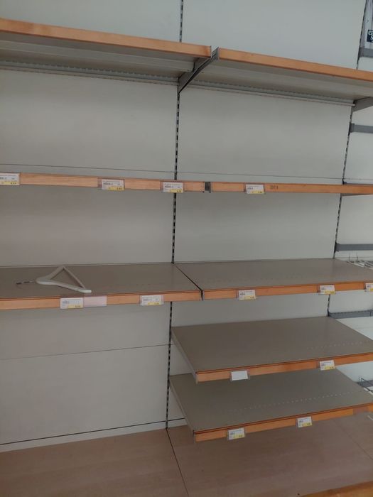 Rafturi metalice pentru magazine proveniență Italia