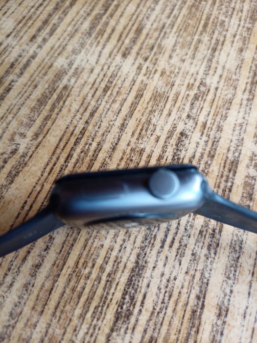 Продам apple watch 3 42mm