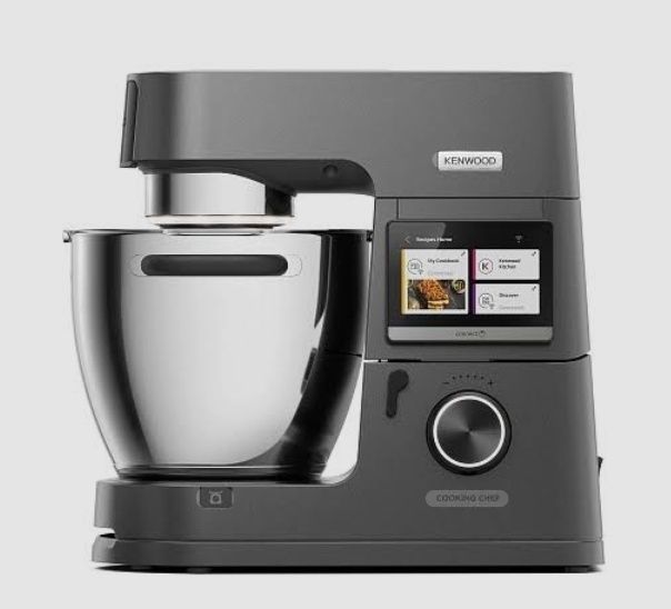 Kenwood новый с насадками
