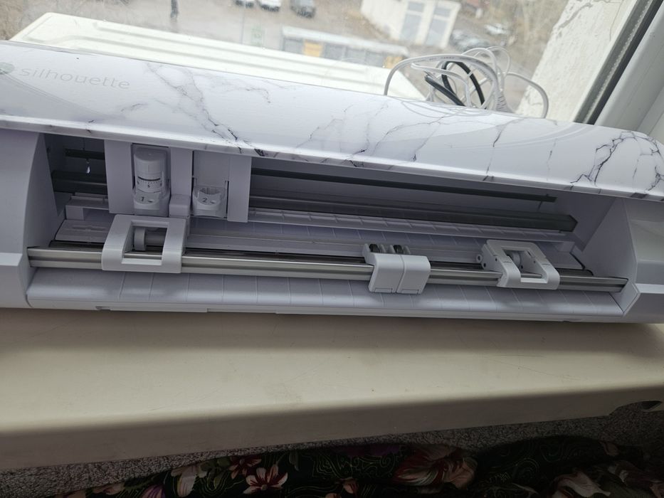 Продам плоттер Cameo 5