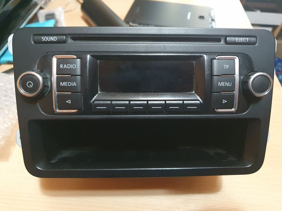 Radio cd pt.vw golf,passat,jetta,polo,touran