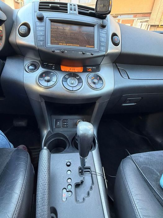 Toyota Rav4 автоматик