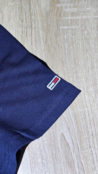 Лятна тениска Tommy Hilfiger тениска в размер М