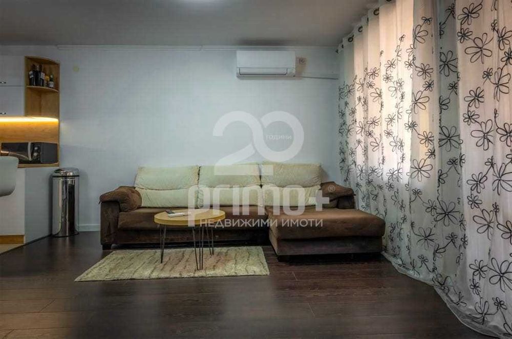 Продава се Тристаен апартамент в Велико Търново, Бузлуджа - 92 кв.м за 1903 €/кв.м - Снимка #8