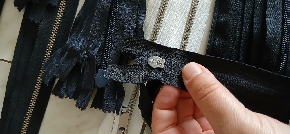 Fermoare plastic si metal detașabile si nedetasabile