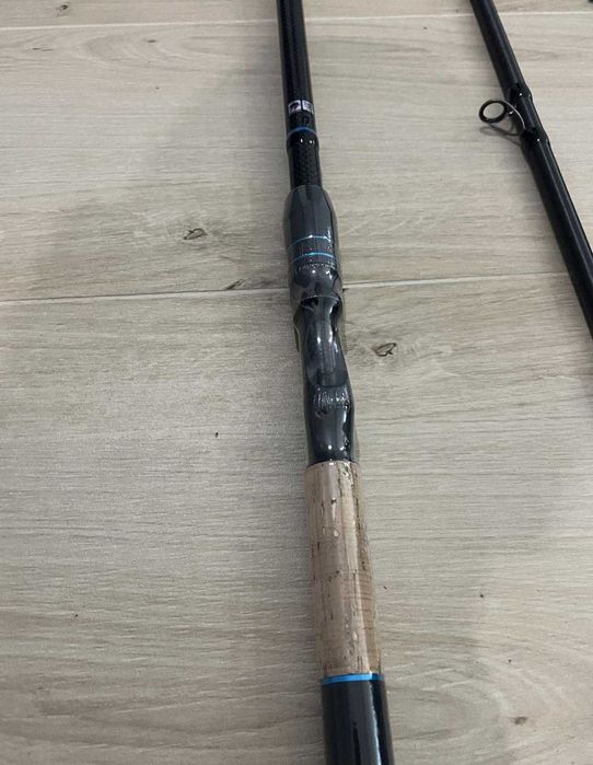 Lanseta Feeder FL Strategist Super Distance 180g - Diferite marimi