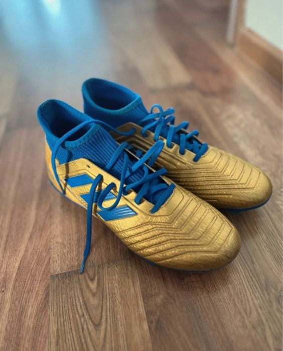 Ghete fotbal iarba adidas