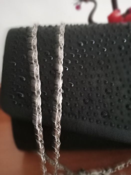 Дамска чантика-клъч