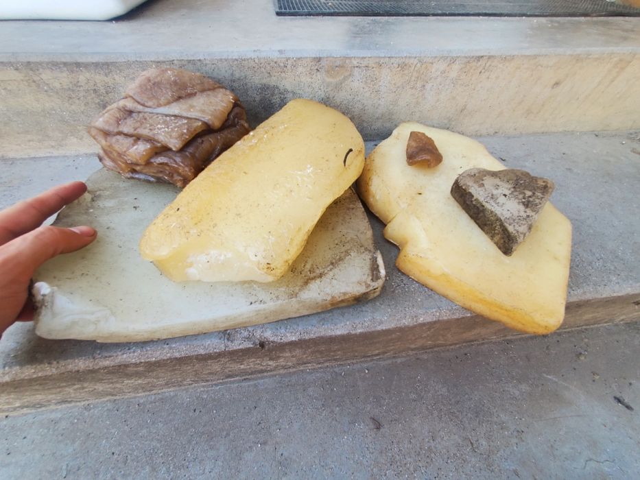 Lot 4.7 kg Parafină Solidă în Calupuri – Pentru Borcane / Turnat Lumânări