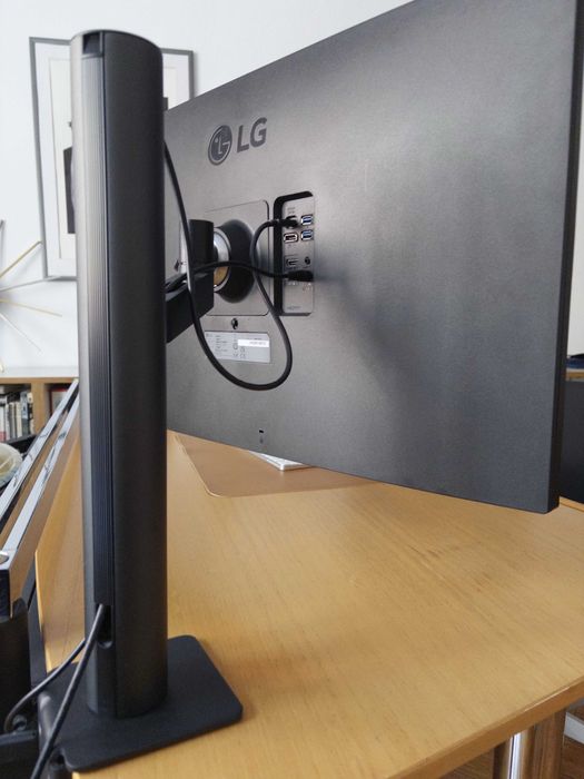 Монитор LG 31,5" 4K IPS