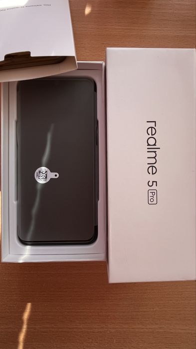 ТОП ОФЕРТА – Realme 5 Pro (4/128) - безупречен!