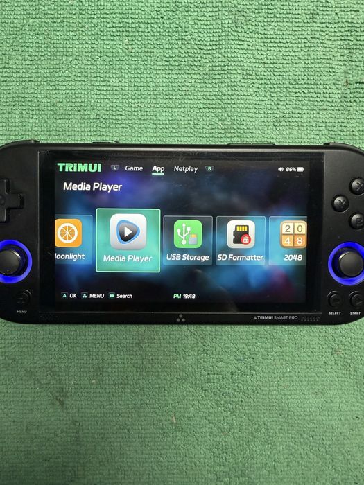 Trimui Smart Pro TG 5040 ретро гейминг конзола