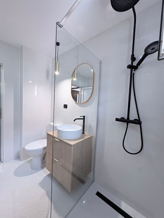 Apartament cu 2 camere decomandate | Renovat complet în 2026 | Mobilat și utilat | Ampoi 3